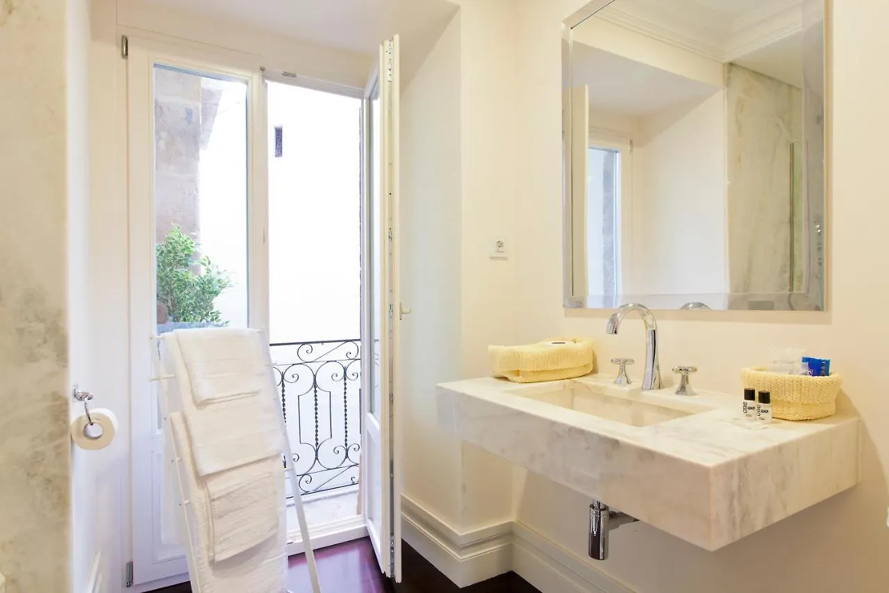 Baxia-Chiado Apartment With Incredible View Lisboa